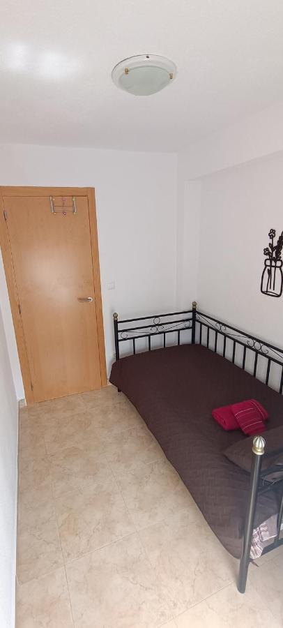 Apartamento Con 3 Dormitorios 3 Minutos Hasta La Playa Дения Екстериор снимка
