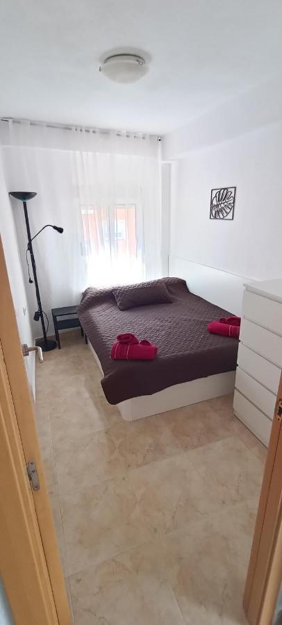Apartamento Con 3 Dormitorios 3 Minutos Hasta La Playa Дения Екстериор снимка