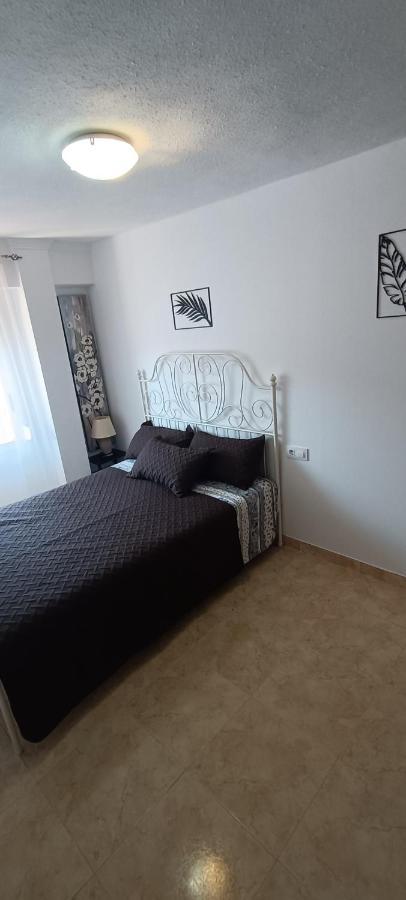 Apartamento Con 3 Dormitorios 3 Minutos Hasta La Playa Дения Екстериор снимка