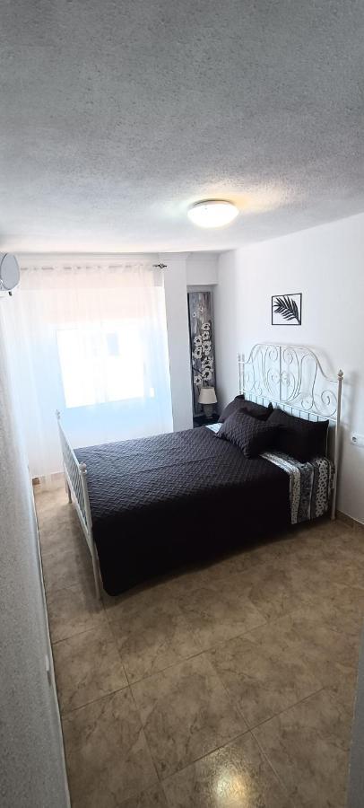 Apartamento Con 3 Dormitorios 3 Minutos Hasta La Playa Дения Екстериор снимка