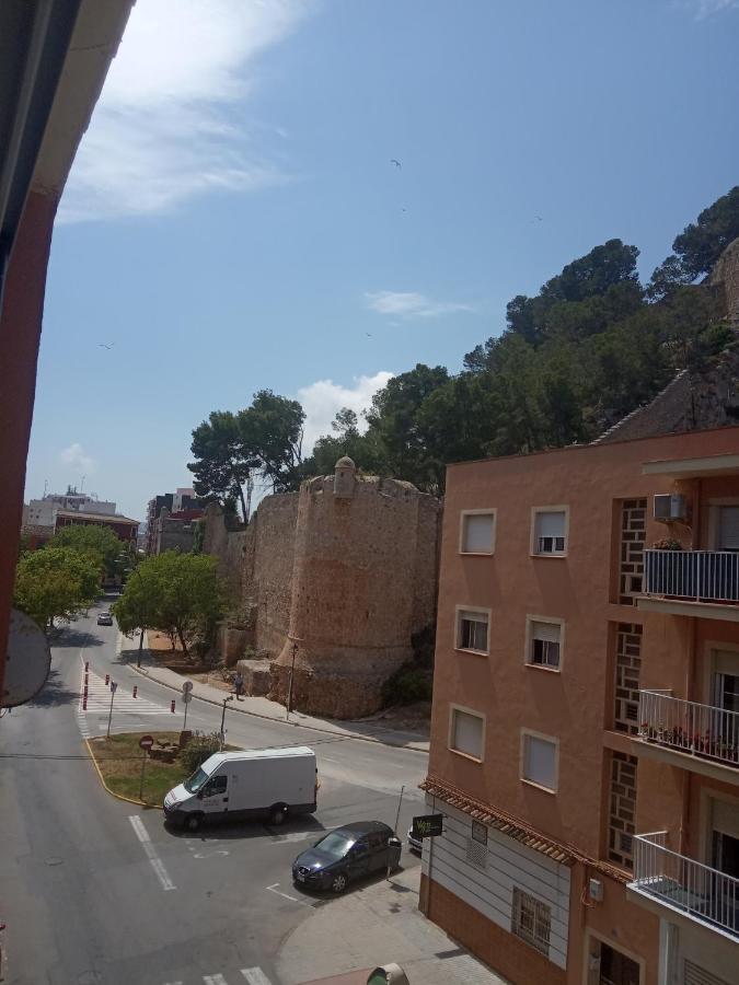 Apartamento Con 3 Dormitorios 3 Minutos Hasta La Playa Дения Екстериор снимка